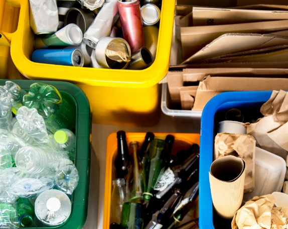 Recyclable-Clamshells-Consumers