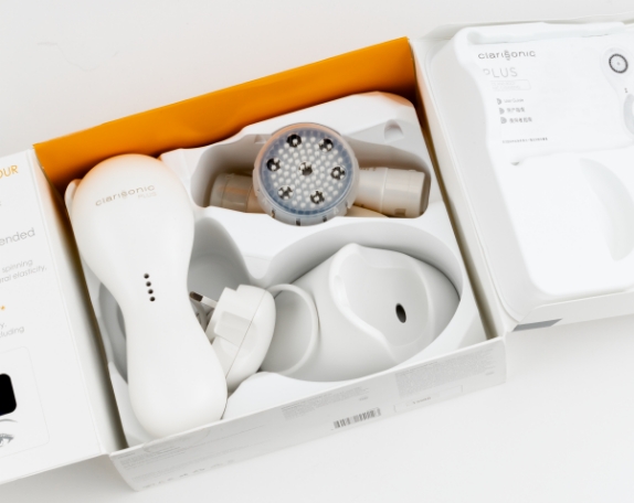 Clarisonic-Product-In-Tray